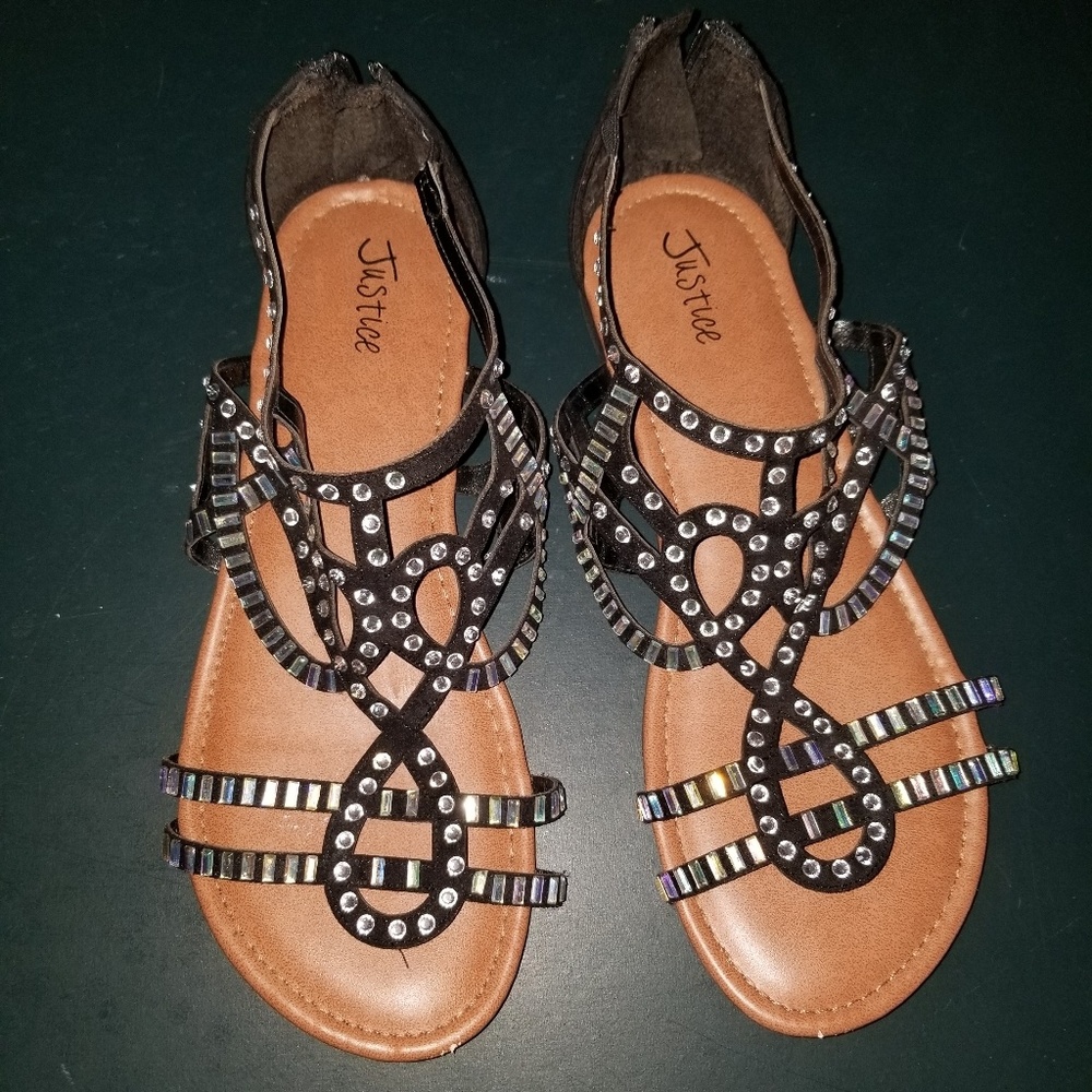 Justice sandals